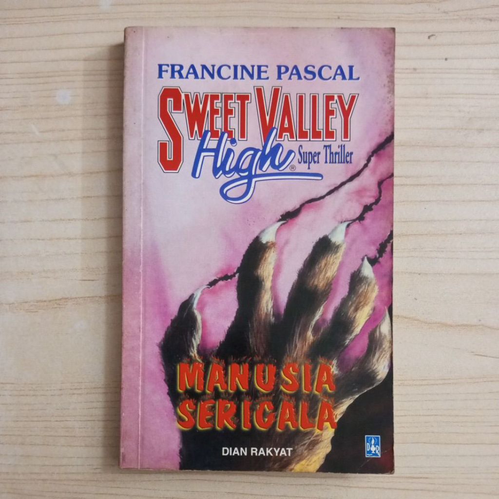 SWEET VALLEY HIGH SUPER THRILLER NOVEL WOLF MAN โดย FRANKINE PASUL