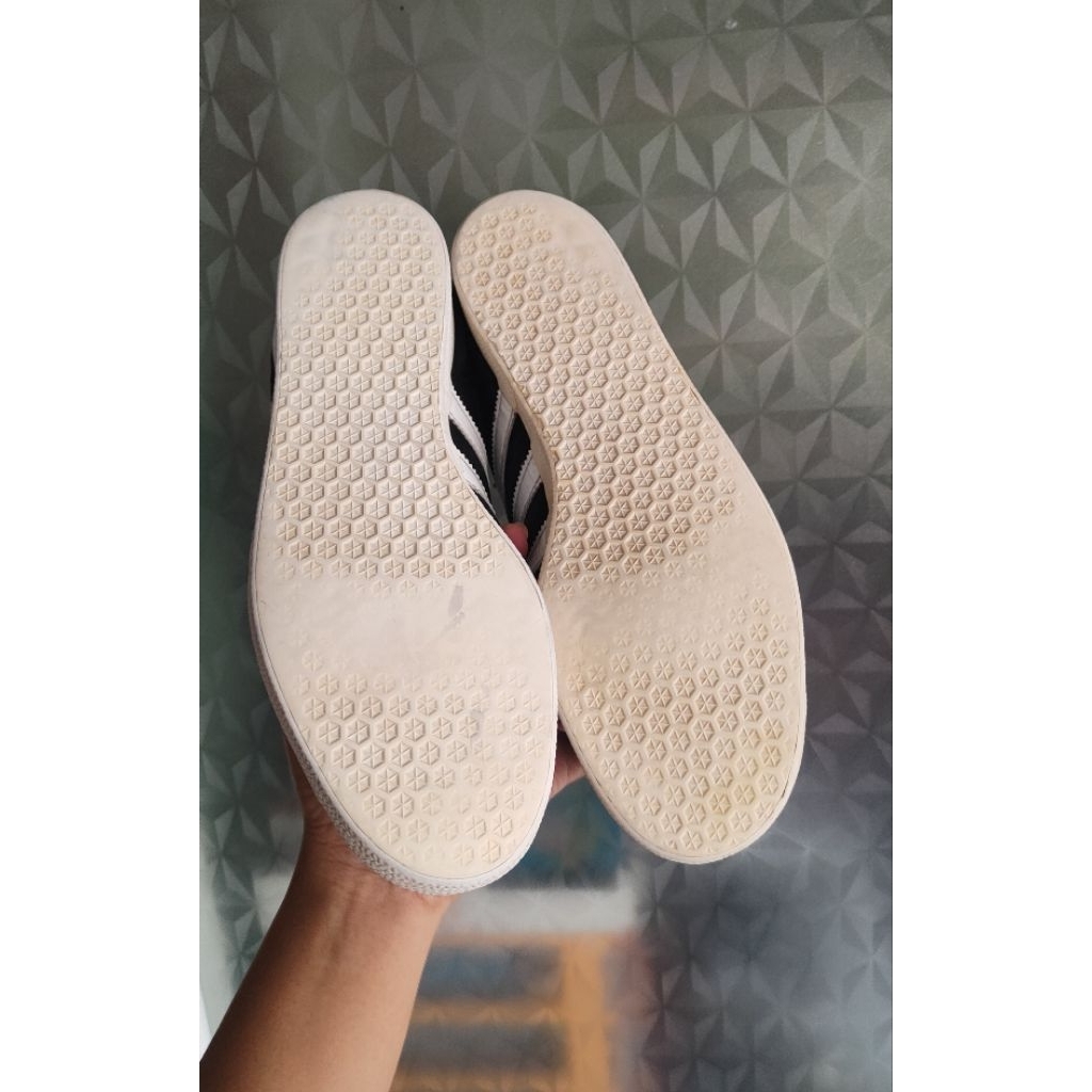 Adidas Gazelle SZ 44 รองเท้าPreloved มือสอง