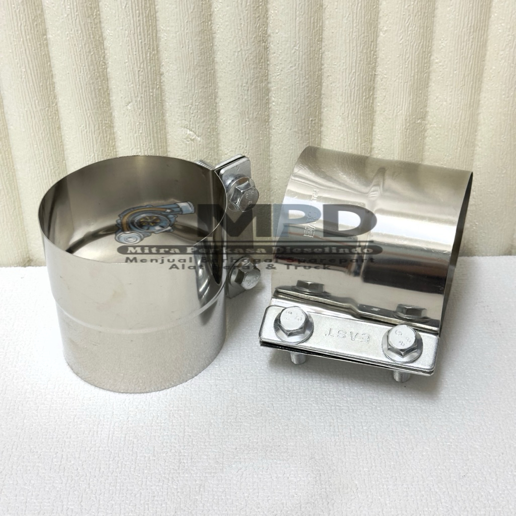 แคลมป์ท่อไอเสีย PC200-7 PC200-8 PC200 แคลมป์ท่อไอเสีย Komatsu นําเข้าคุณภาพสูง