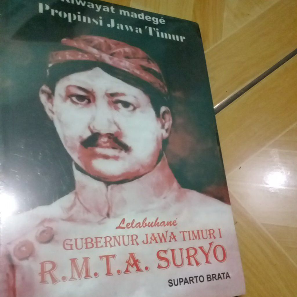 ประวัติศาสตร์ madege Propinsi East Java Lelabuhane Gubernur East Java I