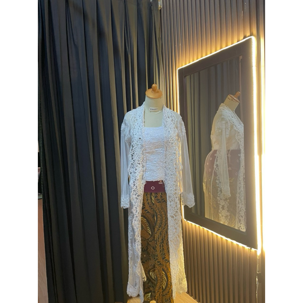 WEDDING GOWN PRELOVED / PARTY DRESS / BRIDEMAIDS GOWN / WEDDING DRESS / WEDDING KEBAYA / GRADUATION 