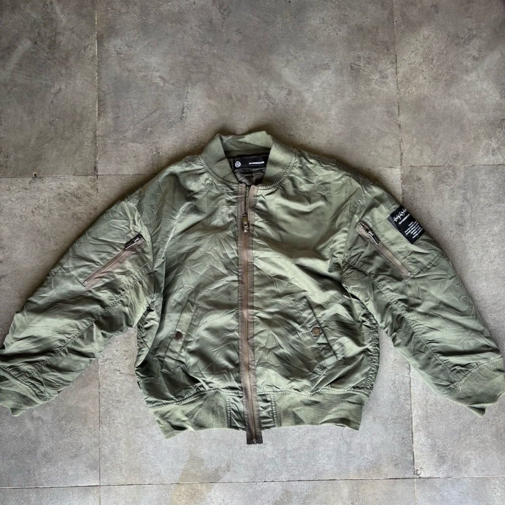 GU x Undercover Bomber Jacket ผู้หญิง