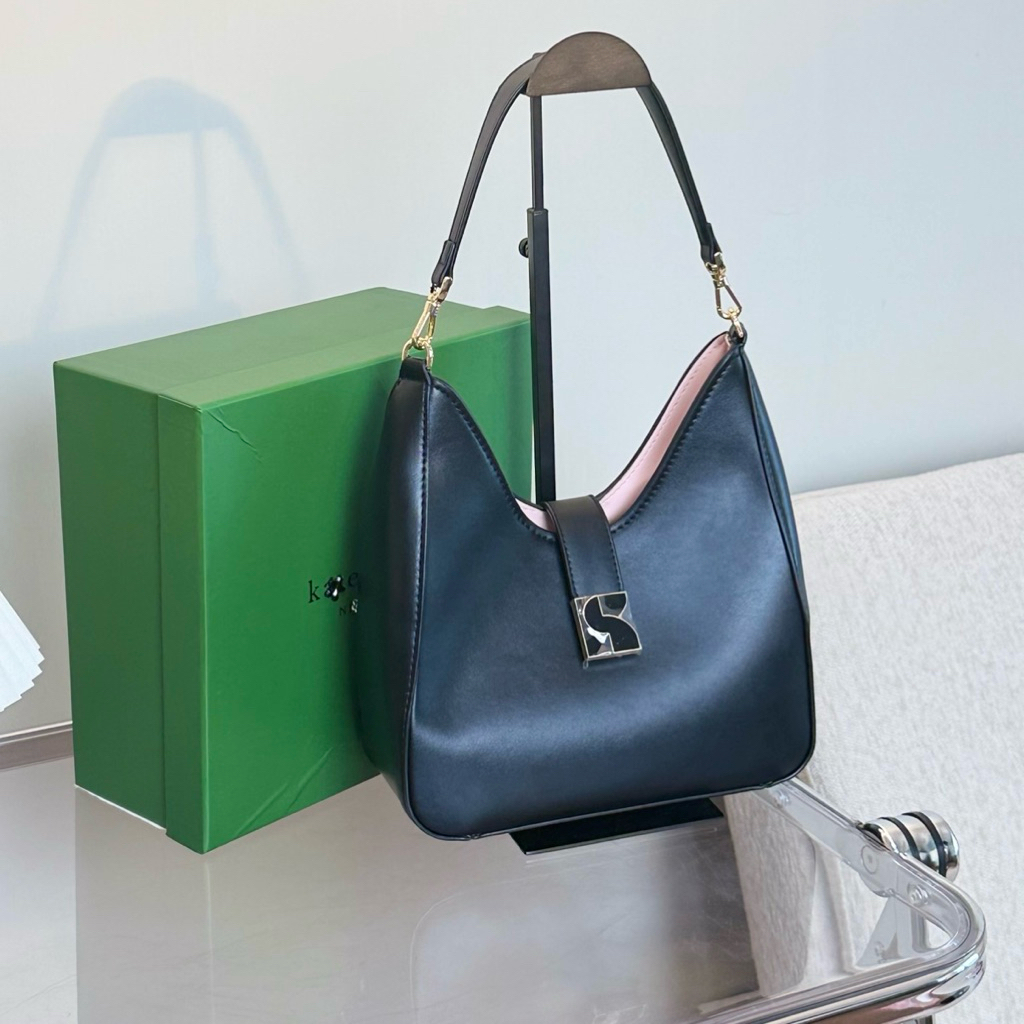 MOOBEE BAGS - กระเป๋า Dakota Hobo พร้อมกล่อง