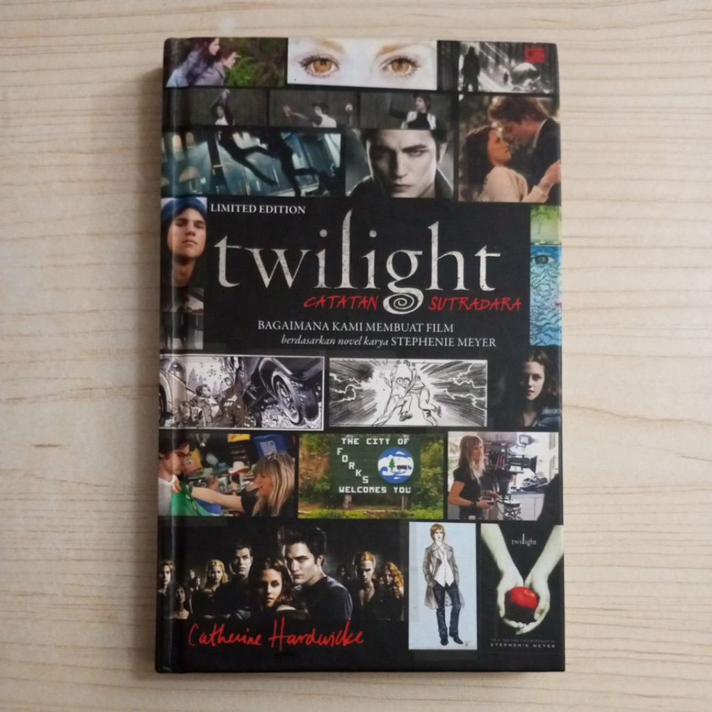 หนังสือ TWILIGHT ฉบับจํากัดโดย CATHERINE HARDWICKE