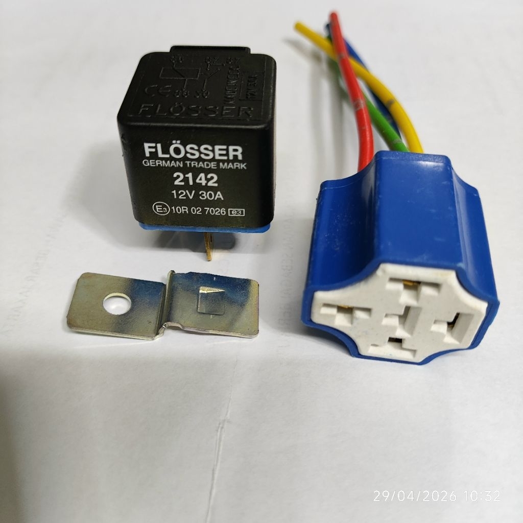 12V 30A FLOSSER RELAY 4 ขา + 4 สายเซรามิคซ็อกเก็ต