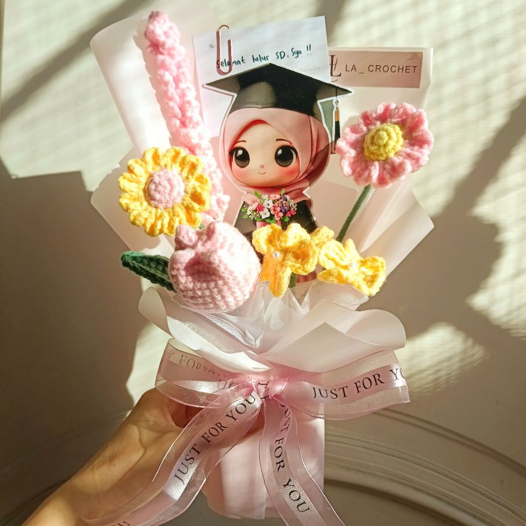 JKT CHILDRENS GRADUATION BOUQUET / CHILDRENS GRADUATION BOUQUET / CHILDRENS GRADUATION FLOWER BOUQUE