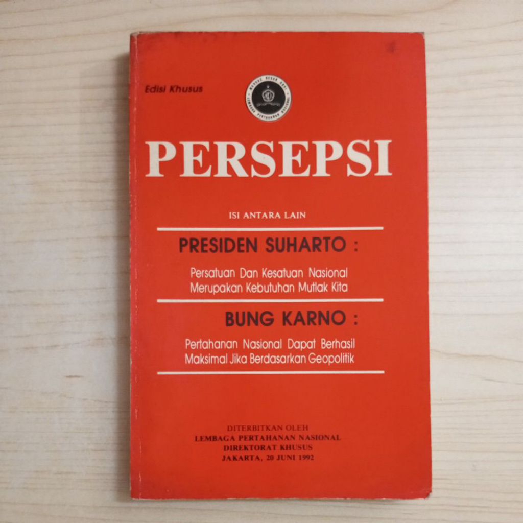PERSEPSI BOOK CONTENTS BETWEEN OTHER PRESIDENTS SUHARTO NATIONAL UNITS และหน่วย RELIE MUTLAK TOUR NU