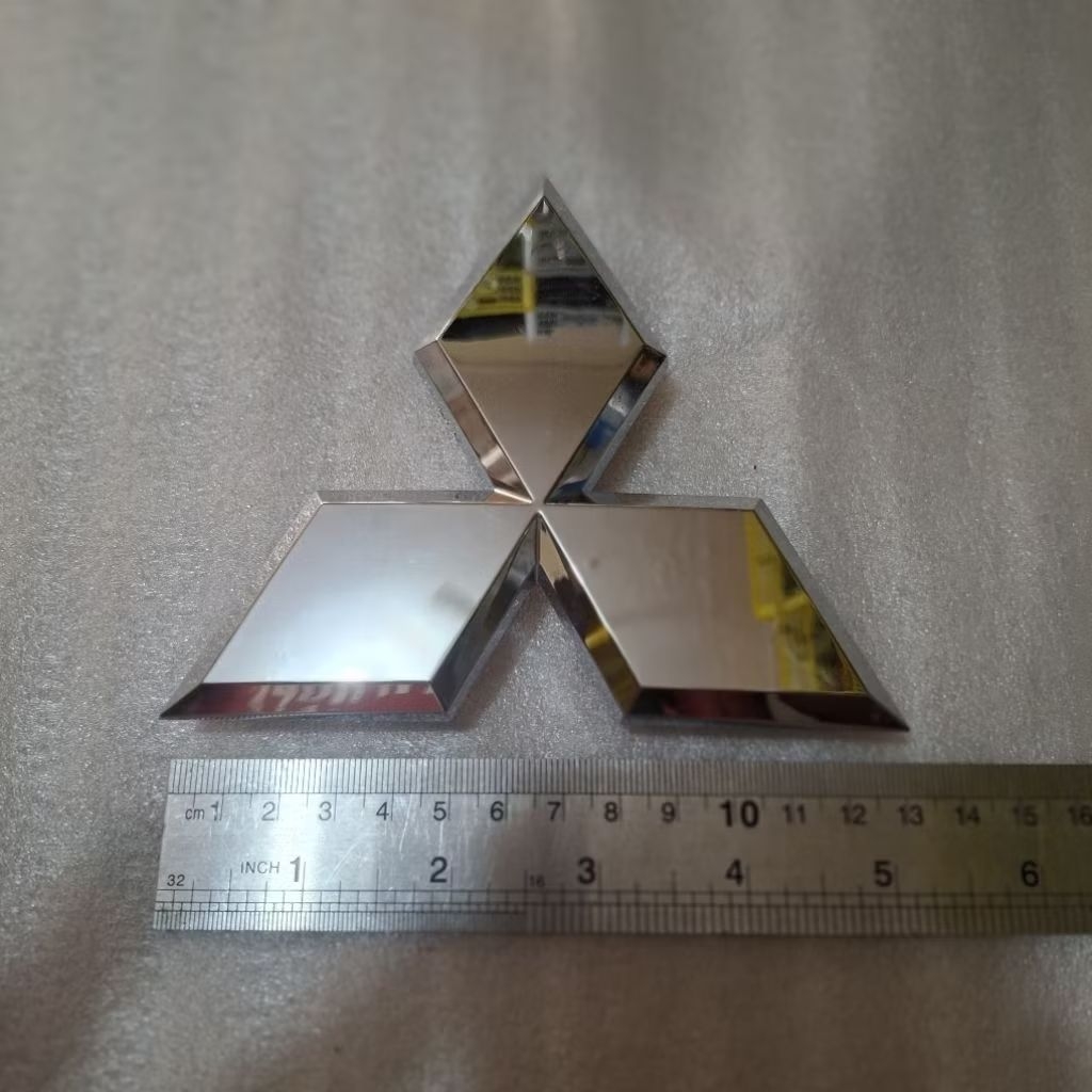MITSUBISHI CANTER Grill Logo ทุกรุ่น ยาว 13CM