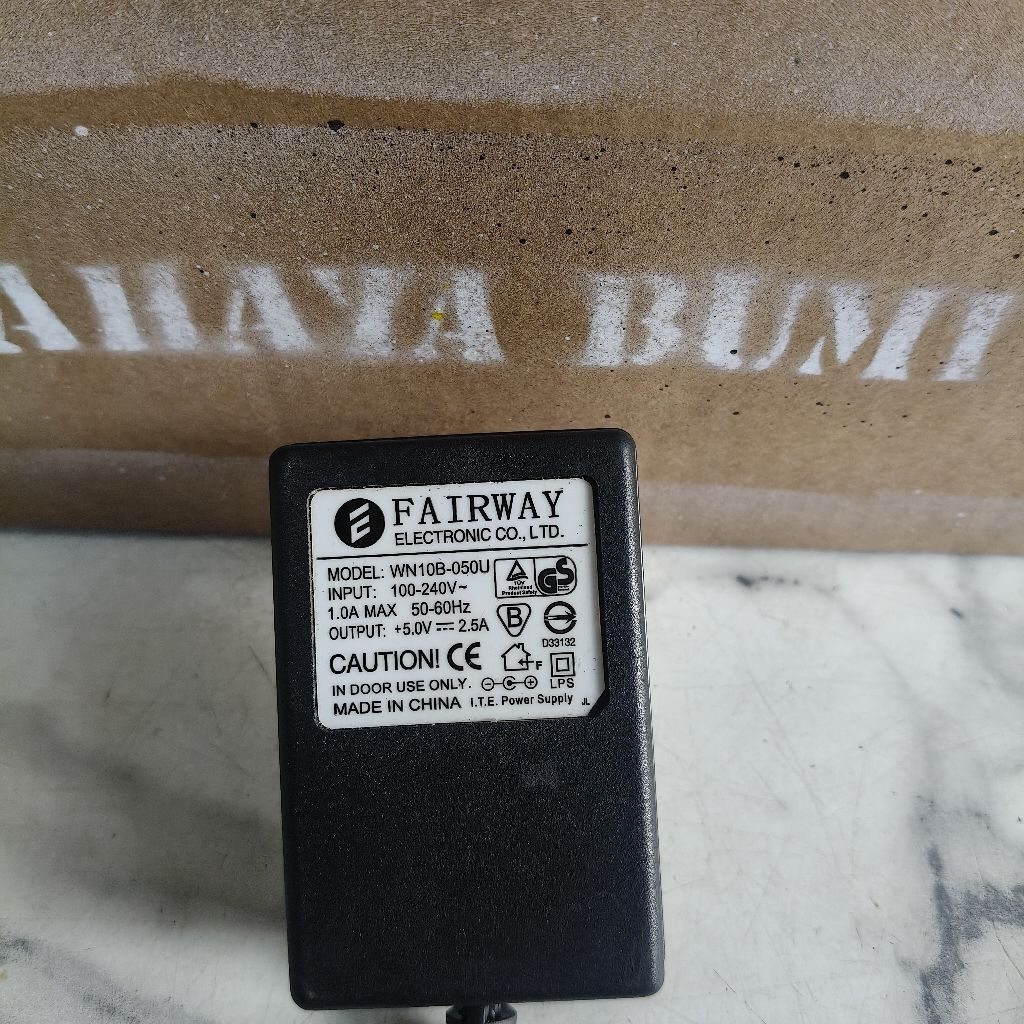 5V 2.5A ADAPTER*****