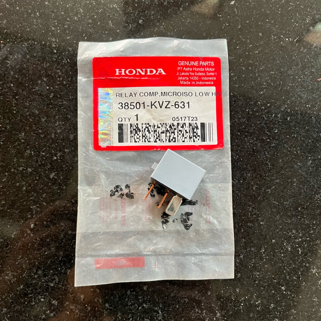 รีเลย์ไฟตูด 4 ขา Honda Beat Vario scoopy ADV CBR PCX Supra spacy original 38501-KVZ-631