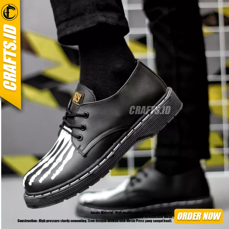 CRAFTS - Docmart Official Low Boots รองเท้าทํางานผู้ชายสีดํา