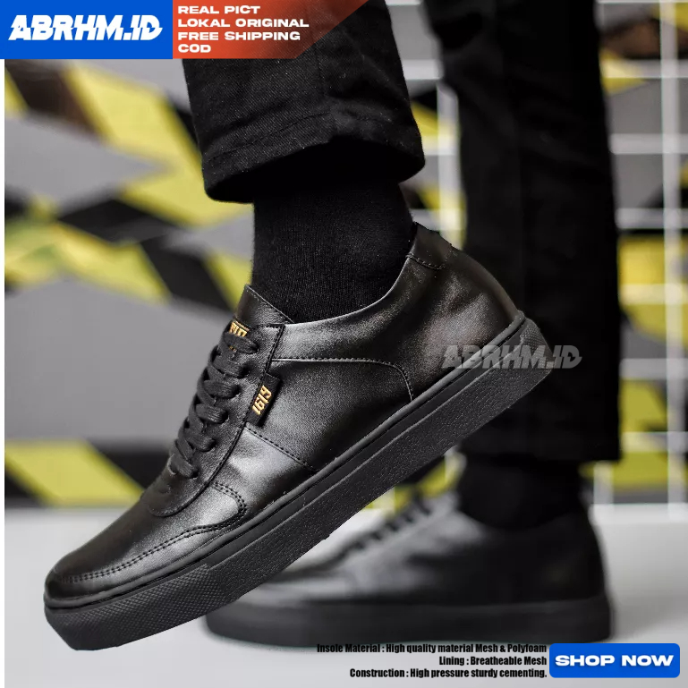 ABRHM X AUGUST รองเท้าลําลองผู้ชายรองเท้าลําลองผู้ชายรองเท้าผ้าใบหนังสังเคราะห์สําหรับชาย/ชาย ORIGIN