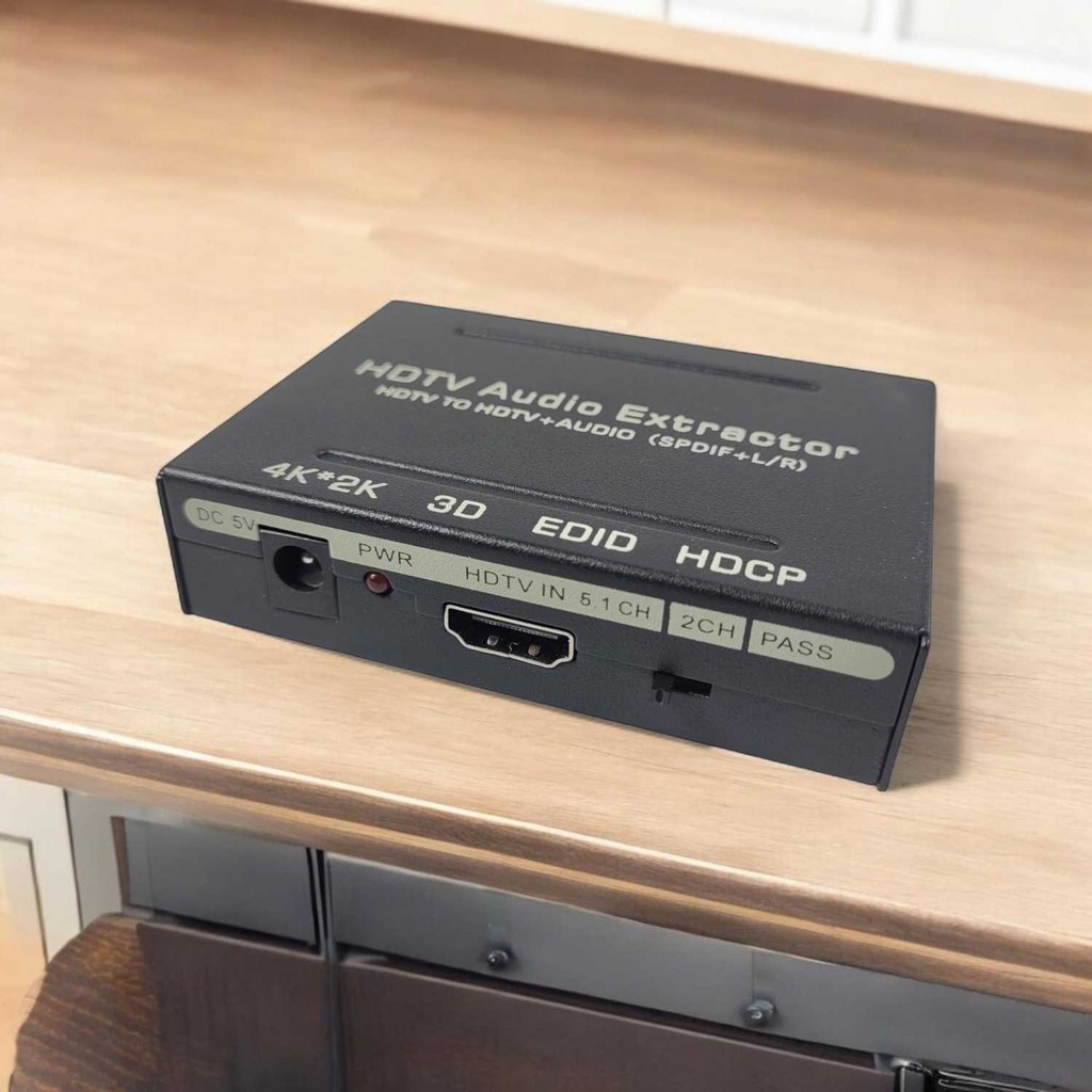 Splitter 3 in 1 HDMI to HDMI Optical SPDIF RCA Converter Splitter 3 in 1 HDMI to HDMI Optical SPDIF 