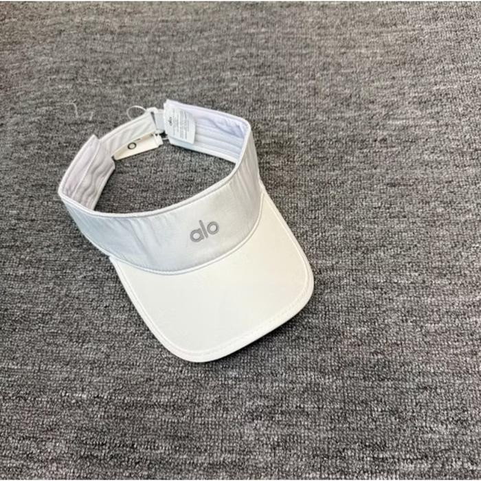 Alo Yoga Cativate Visor Air Lift สีดําสีขาวสีชมพูหมวก / Alo Yoga Hats