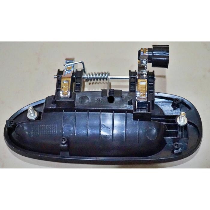 มือจับด้านนอก Rr มือจับด้านนอกขวา Kia Carens Ok2C2-72-410 รหัส 001