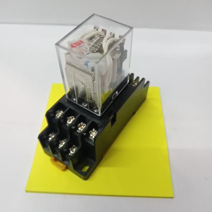 รีเลย์ My4N 220Vac Fort +Socet