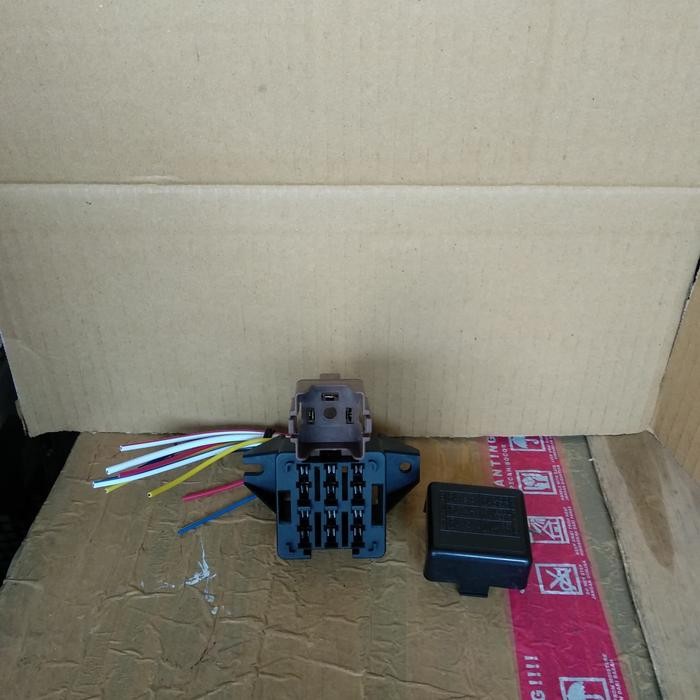 FUSE BOX FUSE HOUSING FUSE BOX SUZUKI CARRY EXTRA 1.0