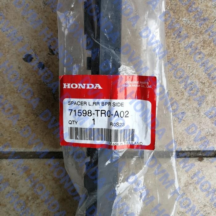 อะไหล่ขายึดกันชนหลังซ้าย Civic Fb ดั้งเดิม