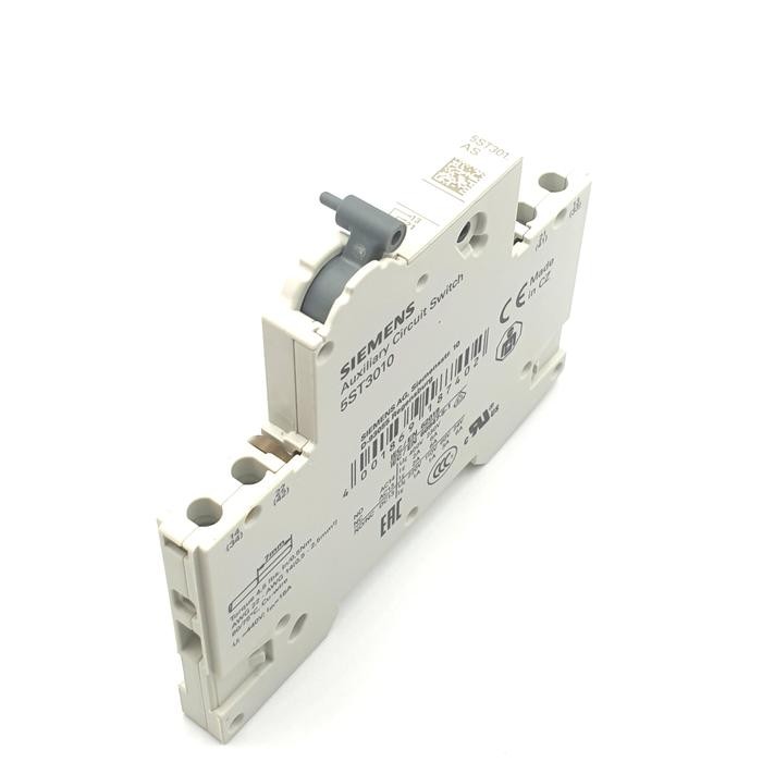 Siemens 5ST3010 สวิตช์ auxirilay 1NO-1NC