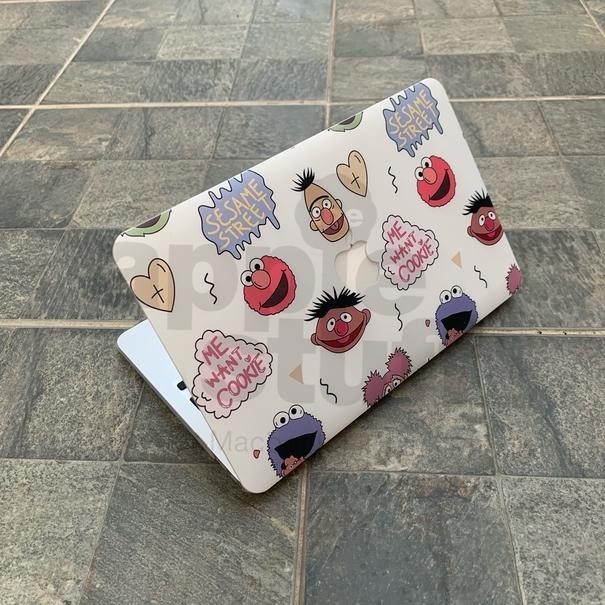 เคส MacBook ลาย SASAME STREET