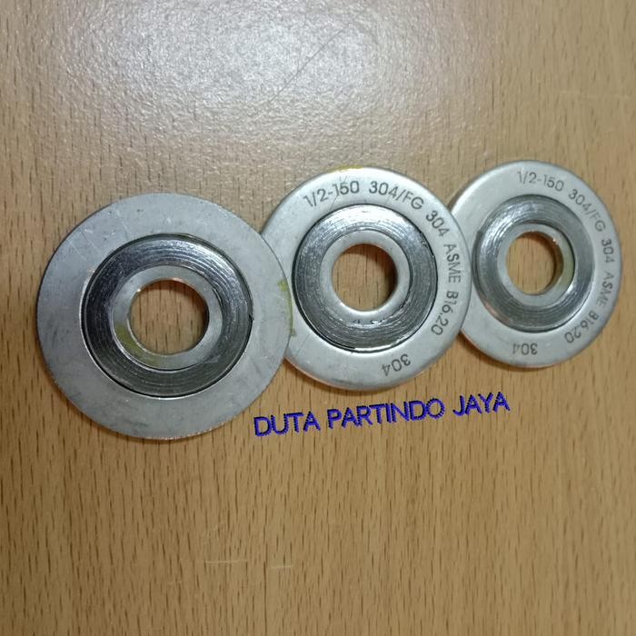 ปะเก็นแผลเกลียว SWG Stainless SS 304 ANSI 150 1/2 นิ้ว / DN 15