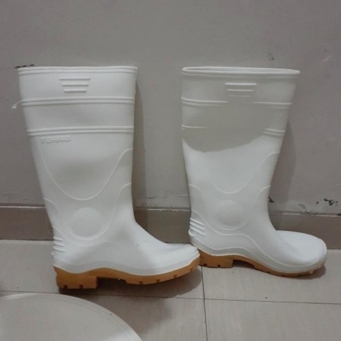 รองเท้า Ap Boot Tera สีขาวล่าสุด