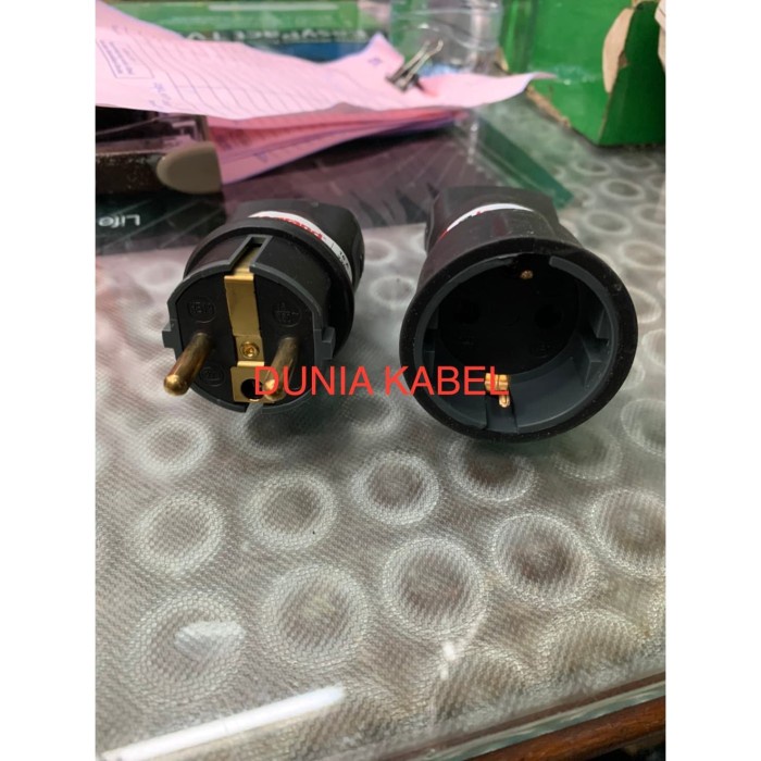 ปลั๊กกราวด์ยาง + ปลั๊กกราวด์ Legrand IP44 16A