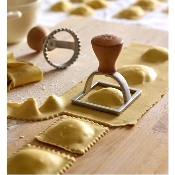 Ravioli Stamp Pasta Begerigi ด้ามไม้ / เครื่องตัดเกี๊ยวพาสต้า