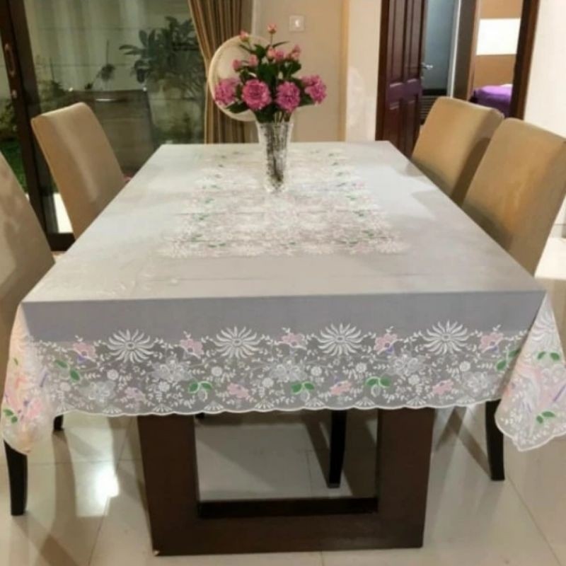VINTAGE CLASSIC WHITE WATERPROOF DINING TABLE CLOTH 6-8 เก้าอี้