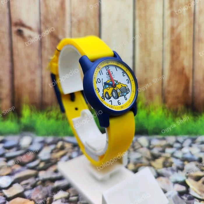 รับประกัน Q&Q QQ QNQ ANALOG สีเหลืองยาง CHILDRENS WATCH VR41J009Y ORIGINAL CODE 833