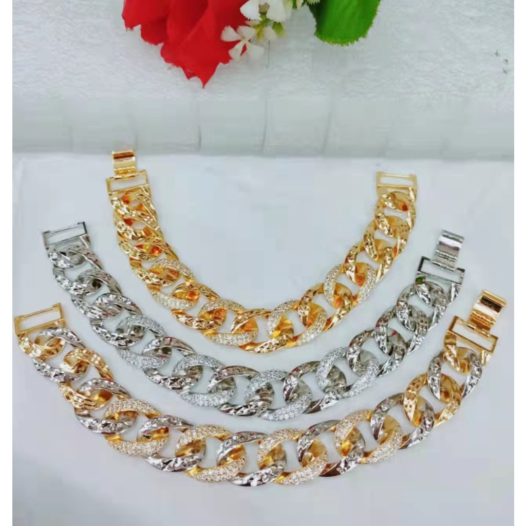 Xuping Jewelry J5-7 Per Layer สร้อยข้อมือรวมกัน