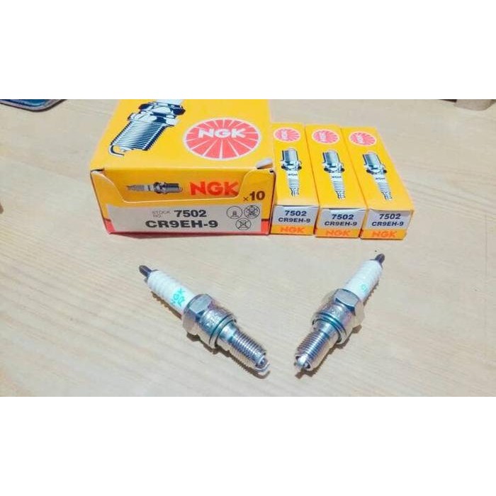 Cr9Eh-9 Cb400 Sf Vtec หัวเทียน