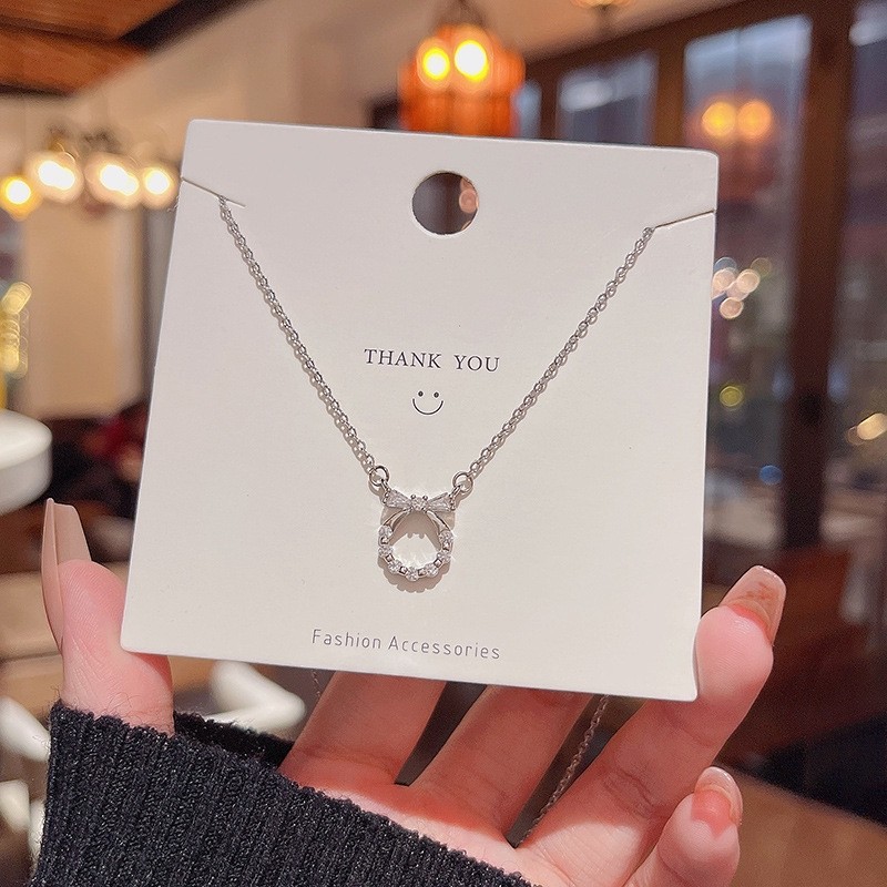 - PEONY LACE - สร้อยคอหรูหราเรียบง่าย