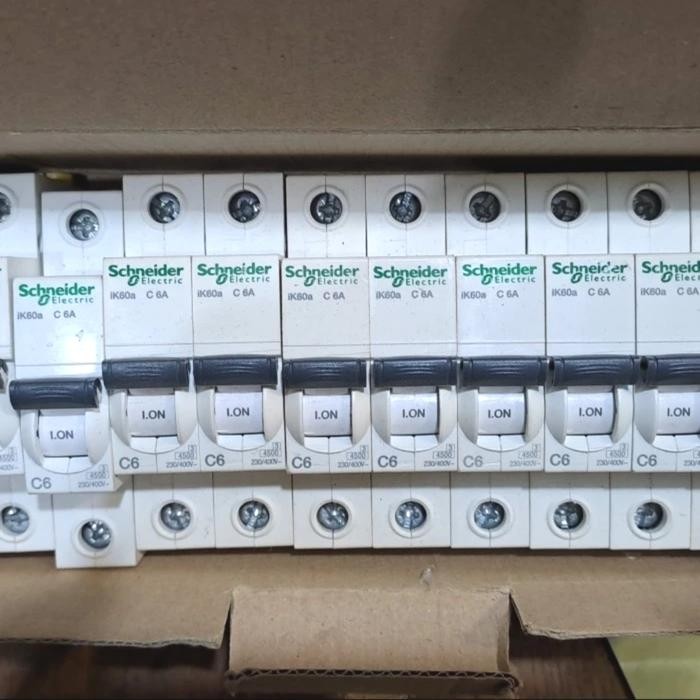 MCB Schneider iK60a iK60N 1P 2A 4A 6A 10A 16A 20A 25A MCB 1PHASE