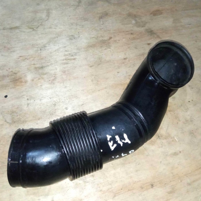 Airduct ไดชาร์จ Bmw E34 530I M60 S/N 1747185 (2Nd)