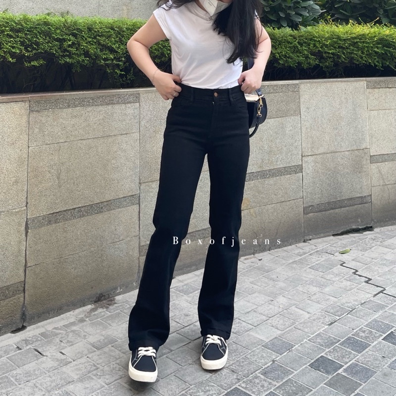 WAREHOUSE CLEARANCE Boxofjeans - MERLYN Stretched HW Loose Jeans - สีดํา