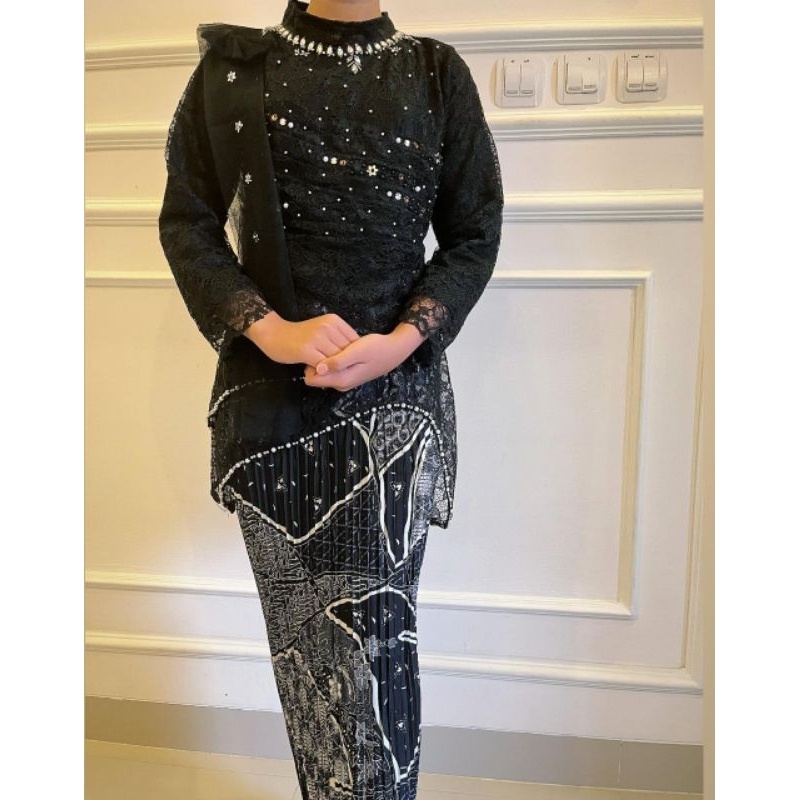 CUCI WAREHOUSE หรูหราเลื่อม Brukat เด็ก Kebaya Kebaya สําหรับเด็กอายุ 5-12 ปีฟรี SLAYER เด็ก Kebaya