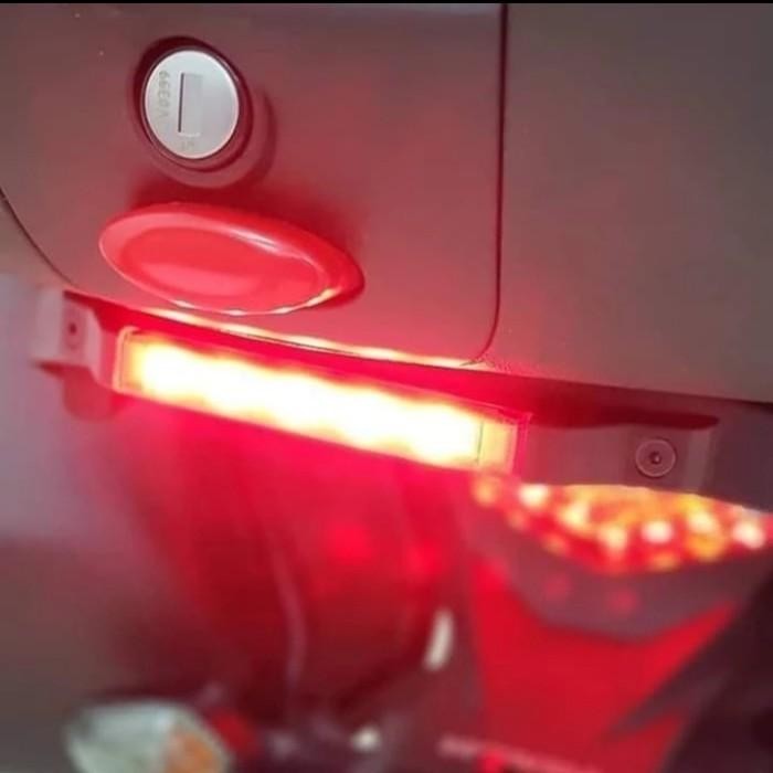 GIVI SLM5M M5M BASEPLATE STOP LIGHT KIT ต้นฉบับ GIVI