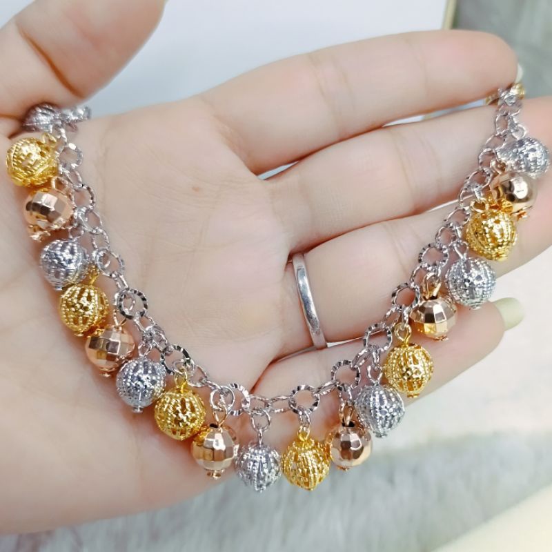 Xuping Jewelry สร้อยข้อมือลายองุ่นชุบ