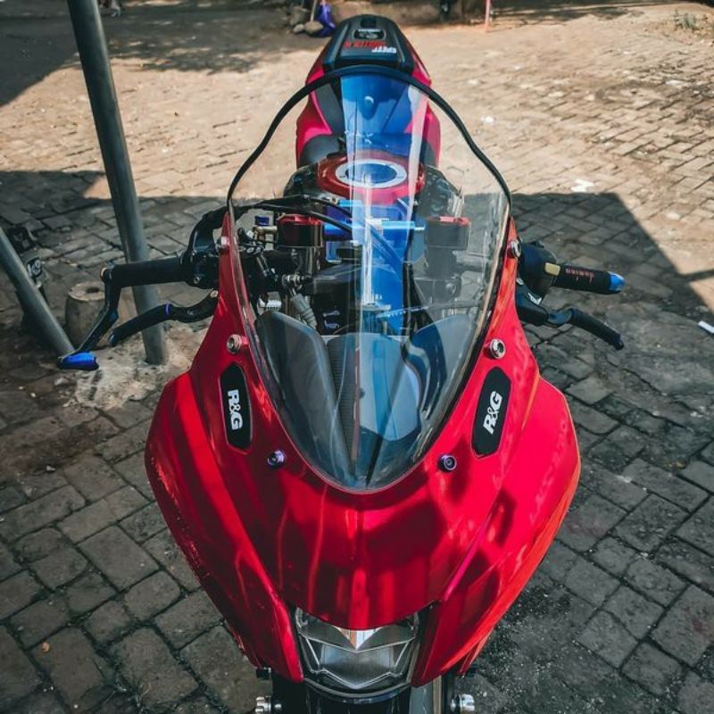 กระจกบังลม GSX 150 R GSX 150 Jenong + รายการยาง (BREAKPROOF GUARANTEEE)