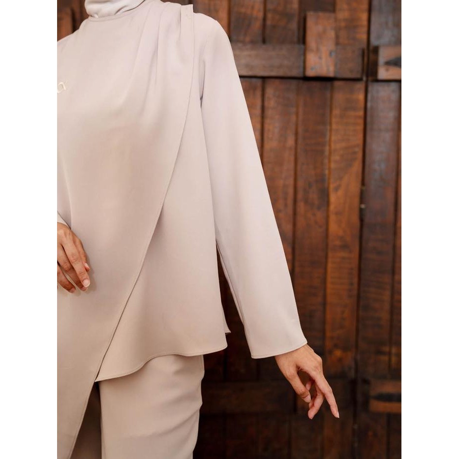 Elhijab- Klamby - Yvaine Blouse Nomad