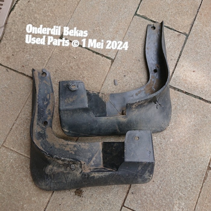 กันโคลน พรมโคลนหน้า Kia Carnival Gs Laik ใช้