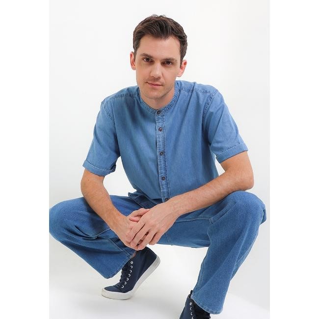 เสื้อเชิ้ตผู้ชาย KEMEJA Hush Puppies Bimbo สีฟ้าอ่อน