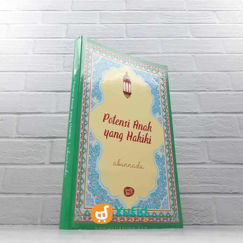 BOOK OF PARENTING THE HUMANITY OF CHILDREN (SAWO KECIK)