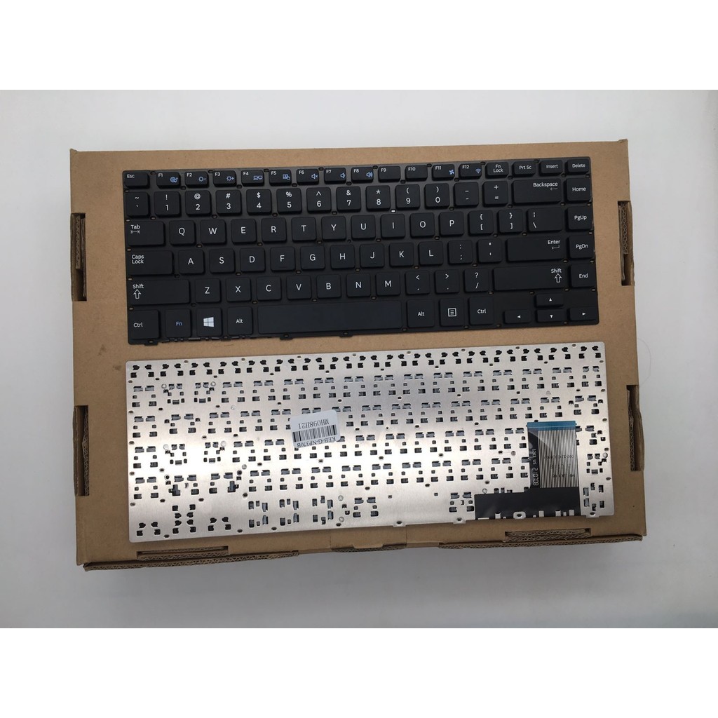 แป้นพิมพ์สีดํา Samsung np370 np375 np450