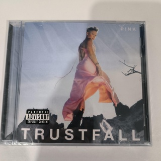 P!แผ่น CD อัลบั้ม TRUSTFALL 2023 C91 M03 สีชมพู