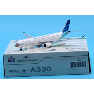 Lh4216 โมเดลเครื่องบิน JC Wings 1:400 Garuda Indonesia Airlines "Mask On" Airbus A330-300 Diecast Aircraft Jet Model Reg:PK-GHC