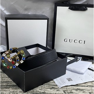 Gucci เข็มขัดหนังลําลอง หัวเข็มขัดสองด้าน รูปตัว G ประดับอัญมณี อเนกประสงค์ สําหรับผู้หญิง