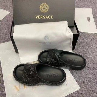 รองเท้าแตะ Versace แฟชั่นสําหรับผู้ชาย | รองเท้าแตะ กันลื่น สําหรับผู้หญิง | Selipar NY lelaki perempuan รองเท้าแตะลําลอง สําหรับผู้ชาย 2023