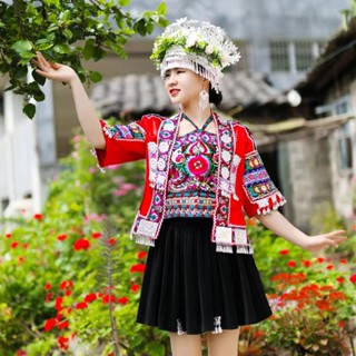 เครื่องแต่งกายสตรี ปักลาย The miao ethnic stage costu At Least National miao National Style 3.07 สําหรับการแสดง